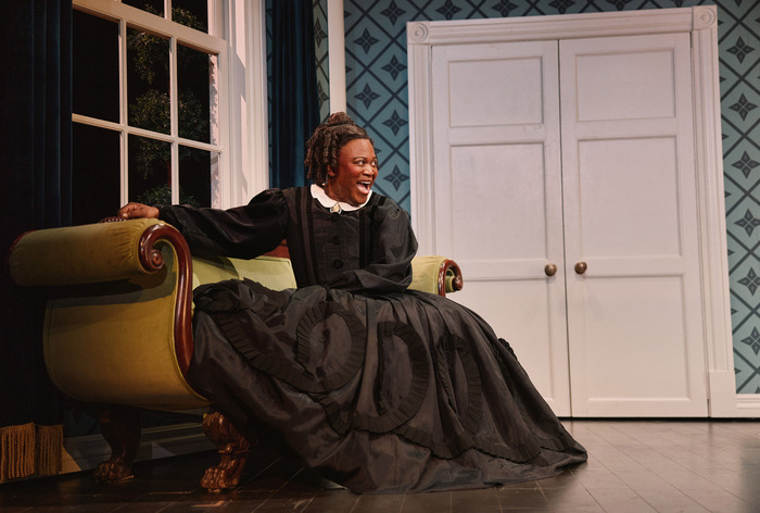 Photos: First Look at Tituss Burgess in OH, MARY!  Image