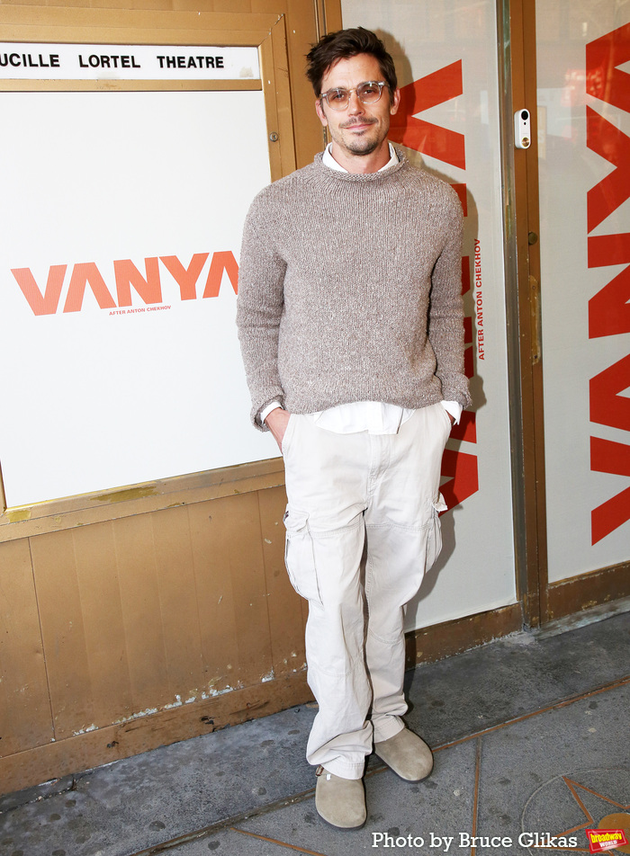 Photos: Andrew Scott and More on the VANYA Opening Night Red Carpet  Image