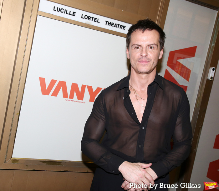 Photos: Andrew Scott and More on the VANYA Opening Night Red Carpet  Image