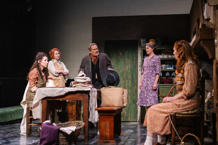 Photos: DANCING AT LUGHNASA at Asolo Repertory Theatre  Image