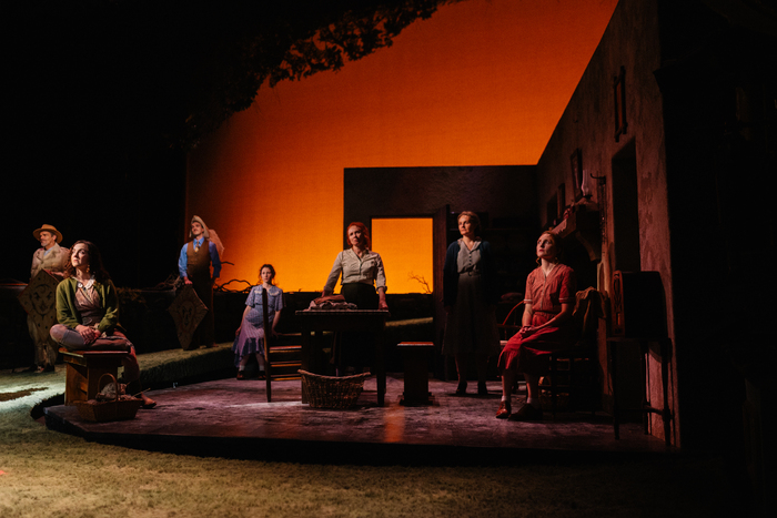 Photos: DANCING AT LUGHNASA at Asolo Repertory Theatre  Image