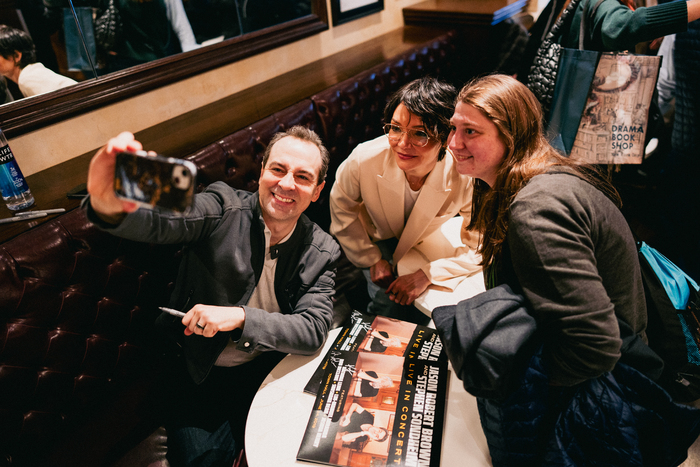 Photos: Jason Robert Brown, Lin-Manuel Miranda & More Sign Albums at Drama Book Shop  Image