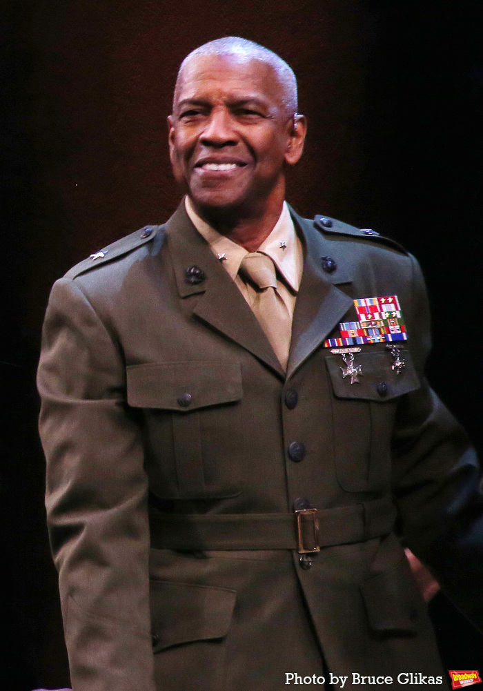 Photos: Denzel Washington and Jake Gyllenhaal at OTHELLO Opening Night Curtain Call  Image