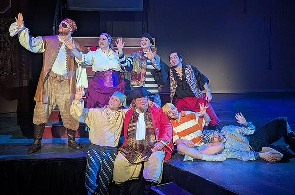 Photos: HOW I BECAME A PIRATE At Circa '21 Dinner Playhouse  Image