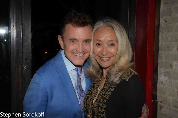 Photos: Dawn Derow Tributes Eydie Gormè at Cafe Centro Image