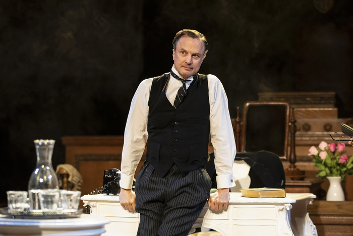 Photos: WITNESS FOR THE PROSECUTION New Cast Images Image