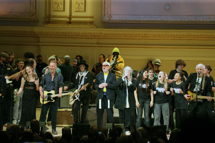 Photos: Bruce Springsteen, Johnny Depp, & More Take Carnegie Hall Stage for Patti Smith Celebration Image