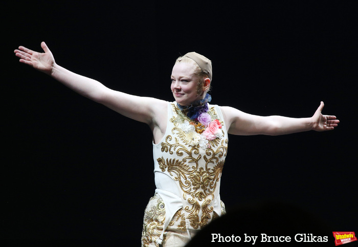 Photos: THE PICTURE OF DORIAN GRAY Opening Night Bows Image