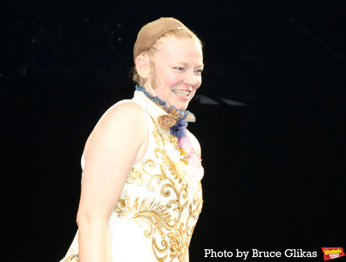Photos: THE PICTURE OF DORIAN GRAY Opening Night Bows Image