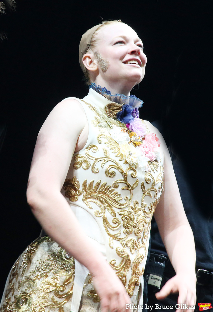 Photos: THE PICTURE OF DORIAN GRAY Opening Night Bows Image