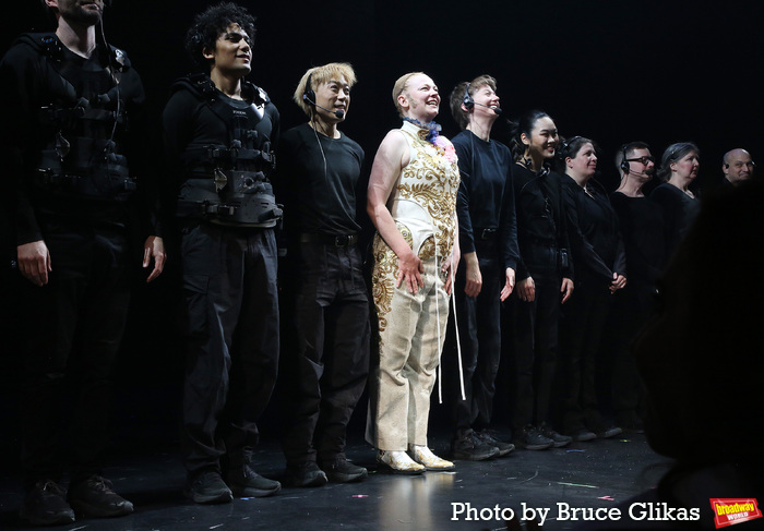Photos: THE PICTURE OF DORIAN GRAY Opening Night Bows Image