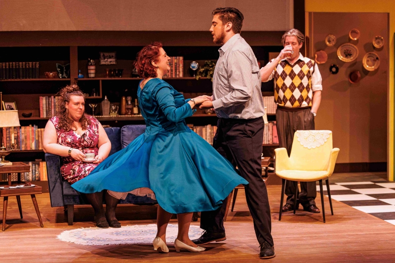 Review: Kanata Theatre's HOME, I'M DARLING at the Ron Maslin Playhouse Image
