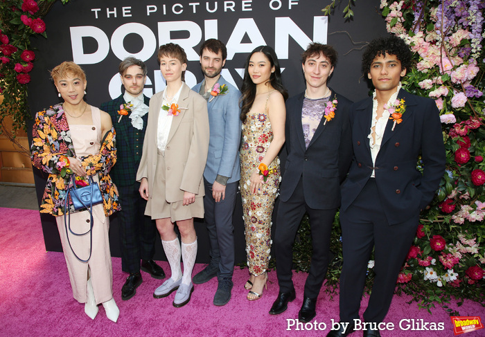 Photos: Sarah Snook and Company Celebrate THE PICTURE OF DORIAN GRAY Opening Night Image