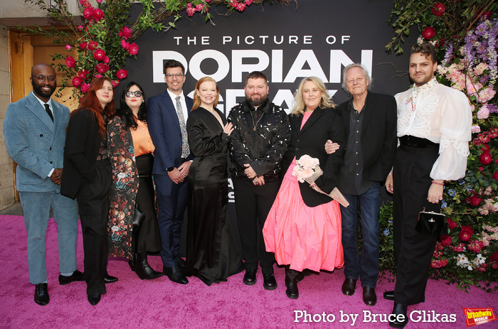Photos: Sarah Snook and Company Celebrate THE PICTURE OF DORIAN GRAY Opening Night Image
