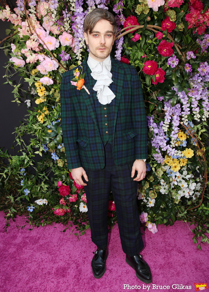 Photos: Sarah Snook and Company Celebrate THE PICTURE OF DORIAN GRAY Opening Night Image