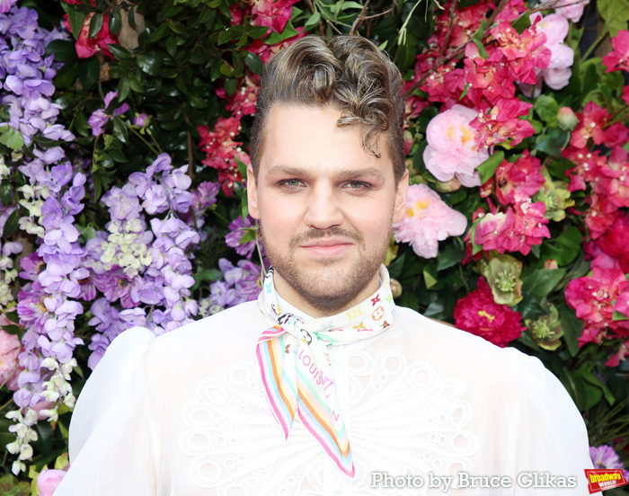 Photos: Sarah Snook and Company Celebrate THE PICTURE OF DORIAN GRAY Opening Night Image