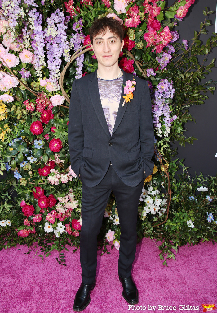 Photos: Sarah Snook and Company Celebrate THE PICTURE OF DORIAN GRAY Opening Night Image