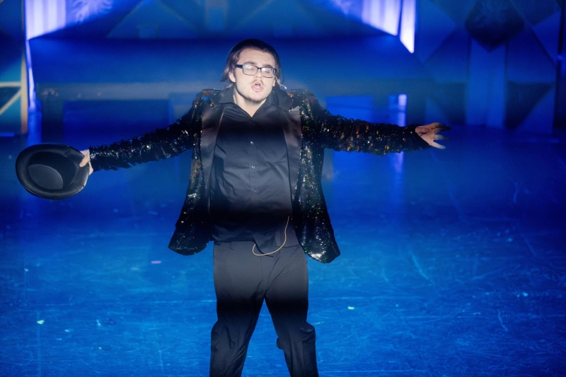 Review: CHICAGO: TEEN EDITION at King Opera House Image