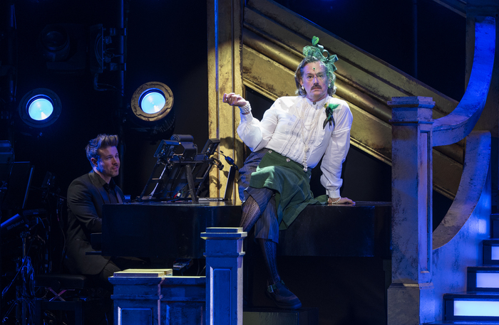 Photos/Video: TITANIQUE At Porchlight Music Theatre Image