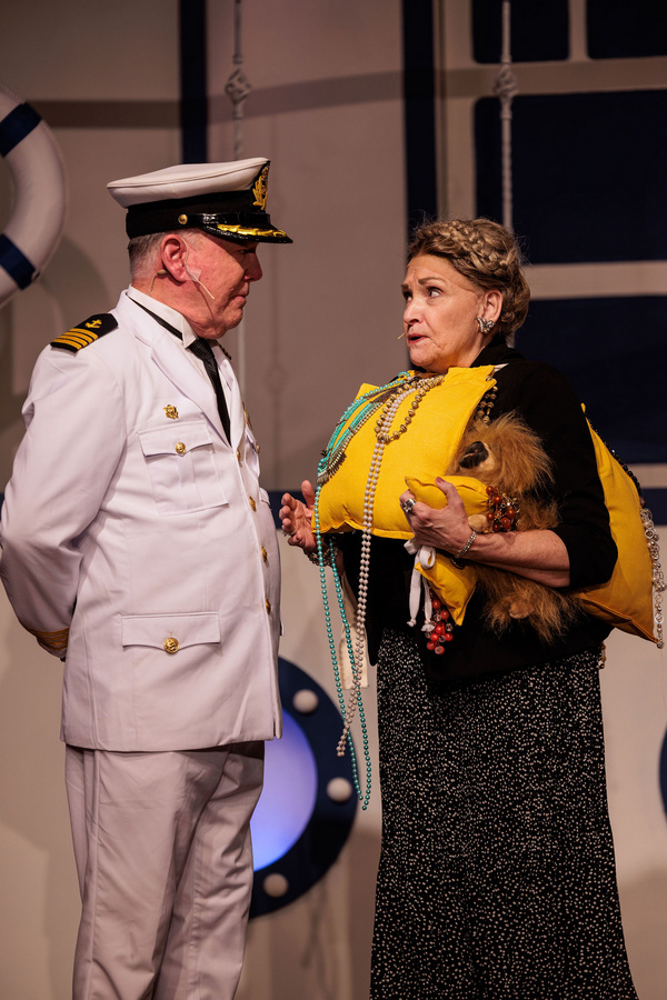 Photos: Kel Mitchell Stars In ANYTHING GOES at OFC Creations Image