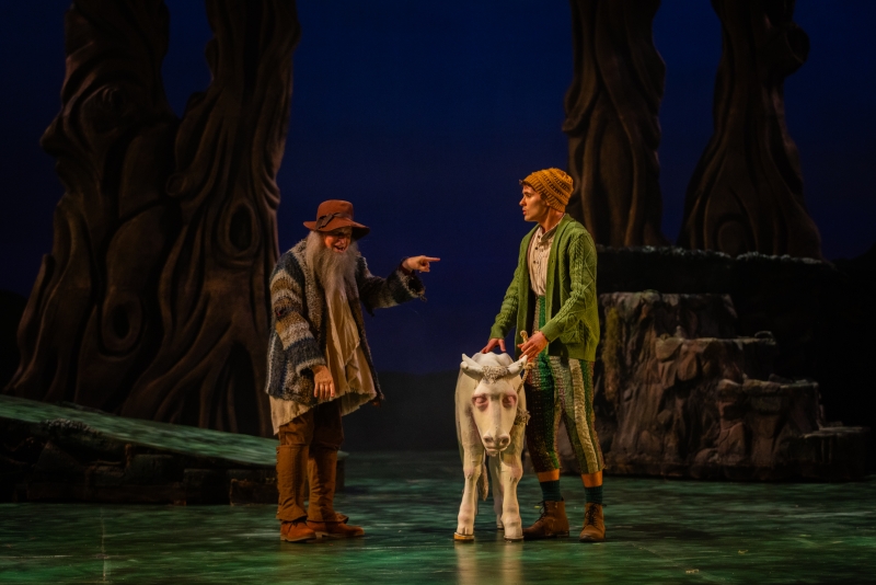 Review: Musical Theatre West Ventures Back INTO THE WOODS in Long Beach Image