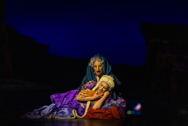Review: Musical Theatre West Ventures Back INTO THE WOODS in Long Beach Image