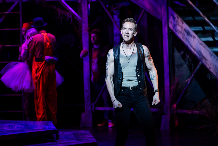 Photos: RODGERS & HAMMERSTEIN'S CAROUSEL at Boston Lyric Opera Image