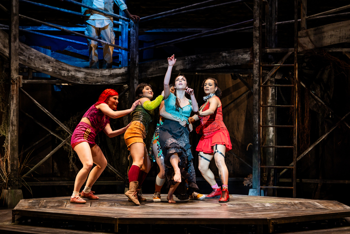 Photos: RODGERS & HAMMERSTEIN'S CAROUSEL at Boston Lyric Opera Image