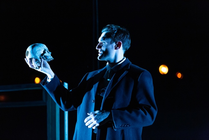 Photos: HAMLET at The Gamm Theatre Image