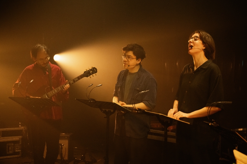 Review: CONTAINER, New Diorama Theatre Image