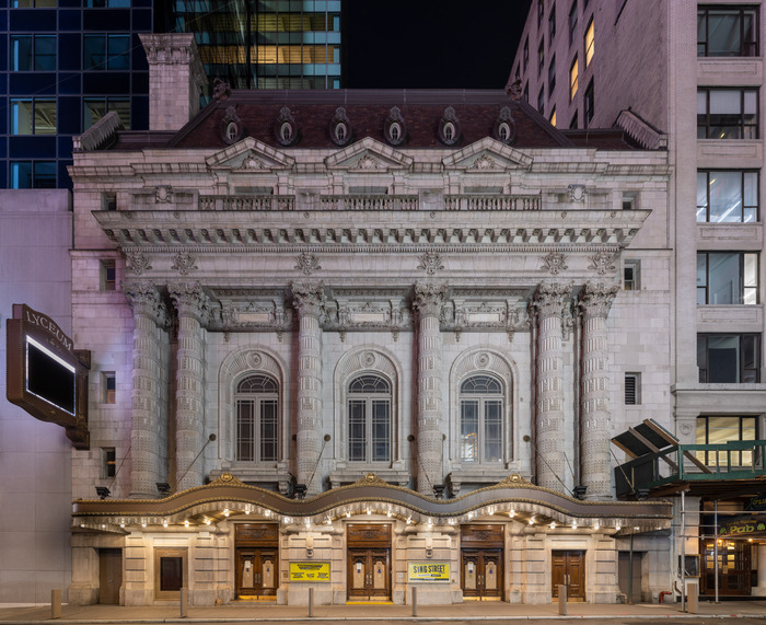 Photos: Sneak Peek of Photos from Mark S. Kornbluth's DARK Series Image