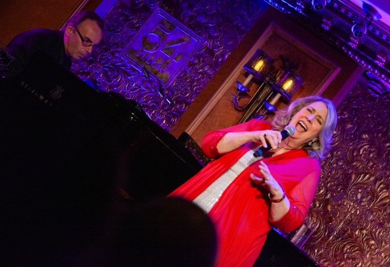 Review: Carolyn Montgomery Packs 54 Below With girlSINGER Image