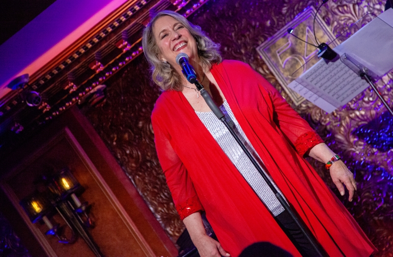 Review: Carolyn Montgomery Packs 54 Below With girlSINGER Image