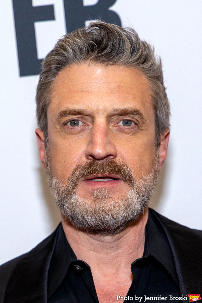 Photos: On the Red Carpet for MCC's Miscast25 Image