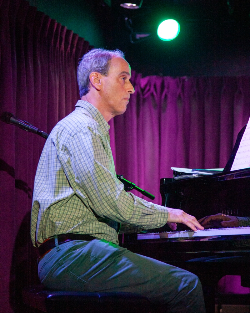 Photos: THE LINEUP WITH SUSIE MOSHER Debuts at The Green Room 42 Image