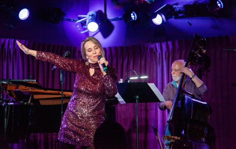 Photos: THE LINEUP WITH SUSIE MOSHER Debuts at The Green Room 42 Image