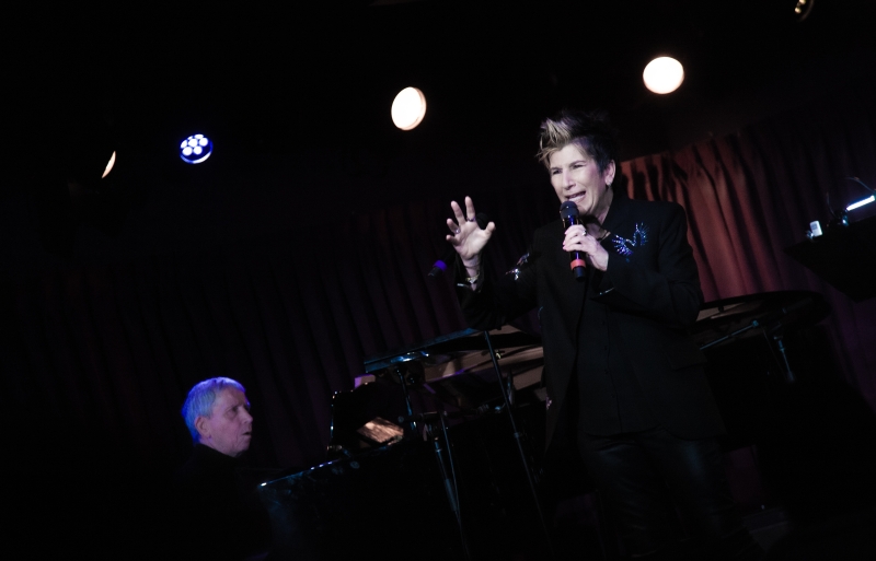 Photos: THE LINEUP WITH SUSIE MOSHER Debuts at The Green Room 42 Image