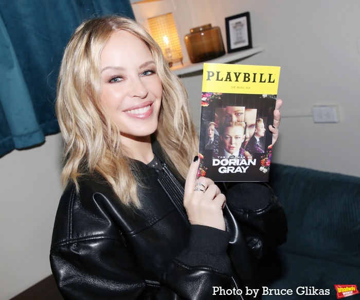 Photos: Kylie Minogue Visits Sarah Snook at THE PICTURE OF DORIAN GRAY Image