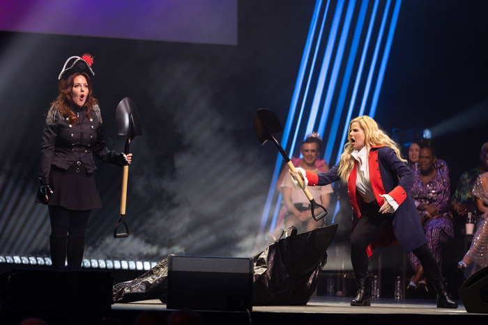 Photos: Inside MISCAST25 with Megan Hilty, Jennifer Simard, Aaron Tveit & More  Image