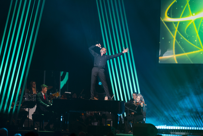 Photos: Inside MISCAST25 with Megan Hilty, Jennifer Simard, Aaron Tveit & More Image