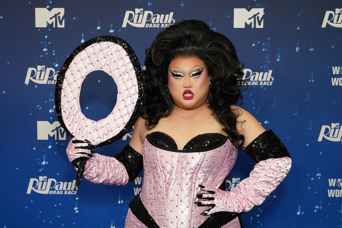 Photos: Inside RUPAUL'S DRAG RACE Season 17 Finale Red Carpet Image