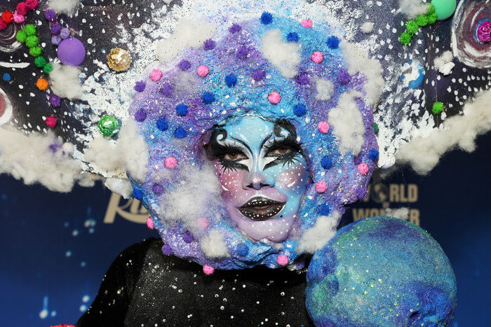 Photos: Inside RUPAUL'S DRAG RACE Season 17 Finale Red Carpet Image
