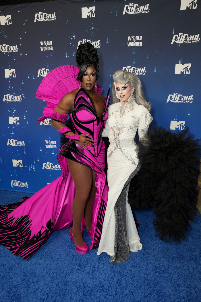 Photos: Inside RUPAUL'S DRAG RACE Season 17 Finale Red Carpet Image