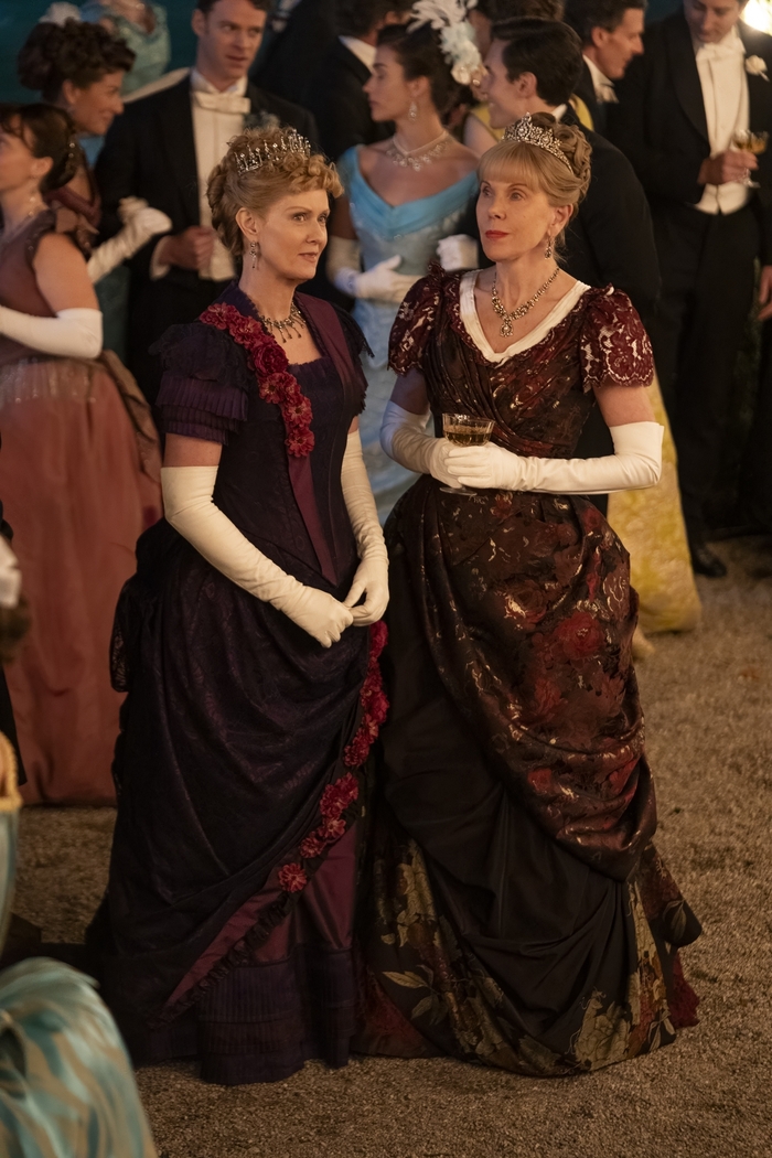 THE GILDED AGE to Return in June; See New First-Look Photos Feat. Audra McDonald, Carrie Coon, & More Image