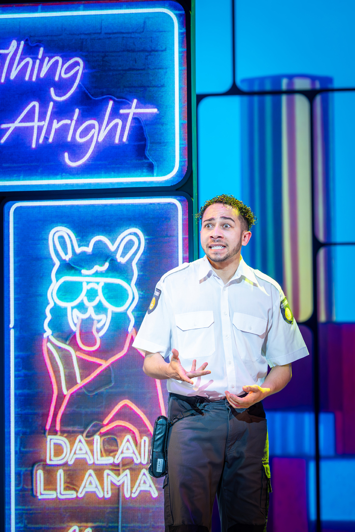 Photos: MURIEL'S WEDDING THE MUSICAL at Curve Theatre First Look Image