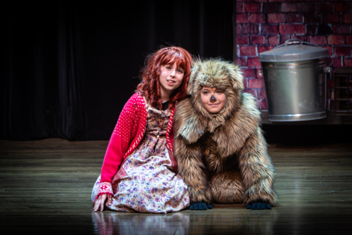 Photos: Inside: New Albany Middle School Theatre’s ANNIE JR Image