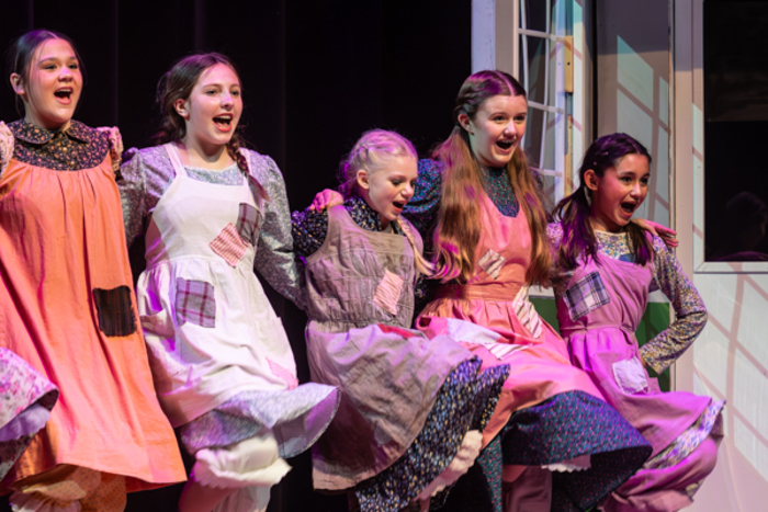 Photos: Inside: New Albany Middle School Theatre’s ANNIE JR Image