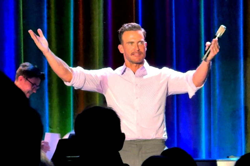 Review: Cheyenne Jackson Makes OC Cabaret Debut at Segerstrom Center Image