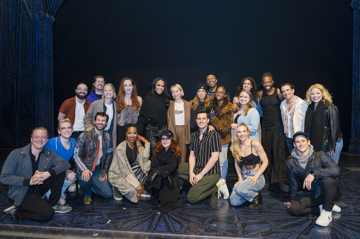 Photos: Michelle Williams Meets Michelle Williams At DEATH BECOMES HER Image