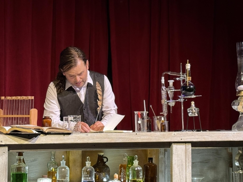 Review: JEKYLL & HYDE THE MUSICAL at The Pocket Community Theatre Image